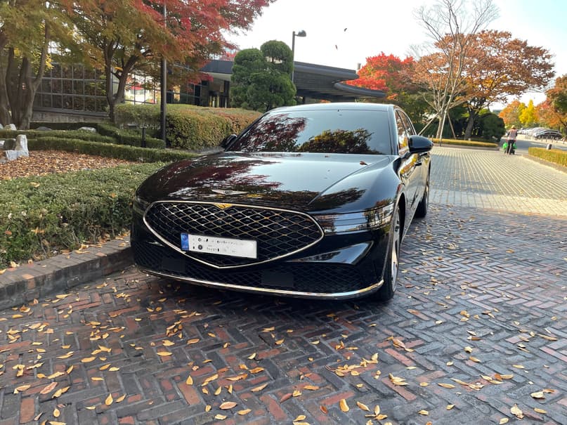 Genesis G90 RS4 Sedan